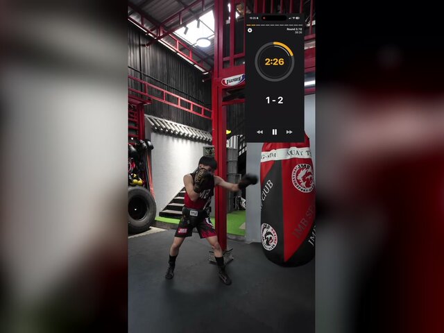 Watch: A Heavy Bag Round on the Fundamentals, Jab, Cross and Hooks to the Body